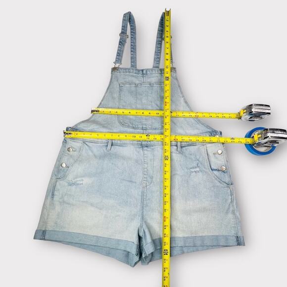 Old Navy Light Wash Denim Shortalls XXL Rolled Hem Distressed - Picture 4 of 8